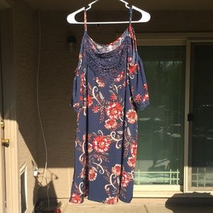 Gorgeous floral half sleeve dress